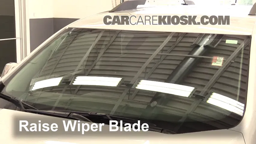 2017 GMC Acadia SLE 2.5L 4 Cyl. Windshield Wiper Blade (Front)